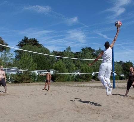 Faire du Volley-ball sur la page en Loire-Atlantique